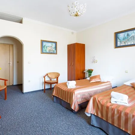 Salis Hotel 3*